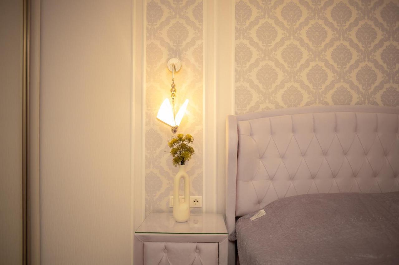 Center Candle Apartment Кишинів Екстер'єр фото