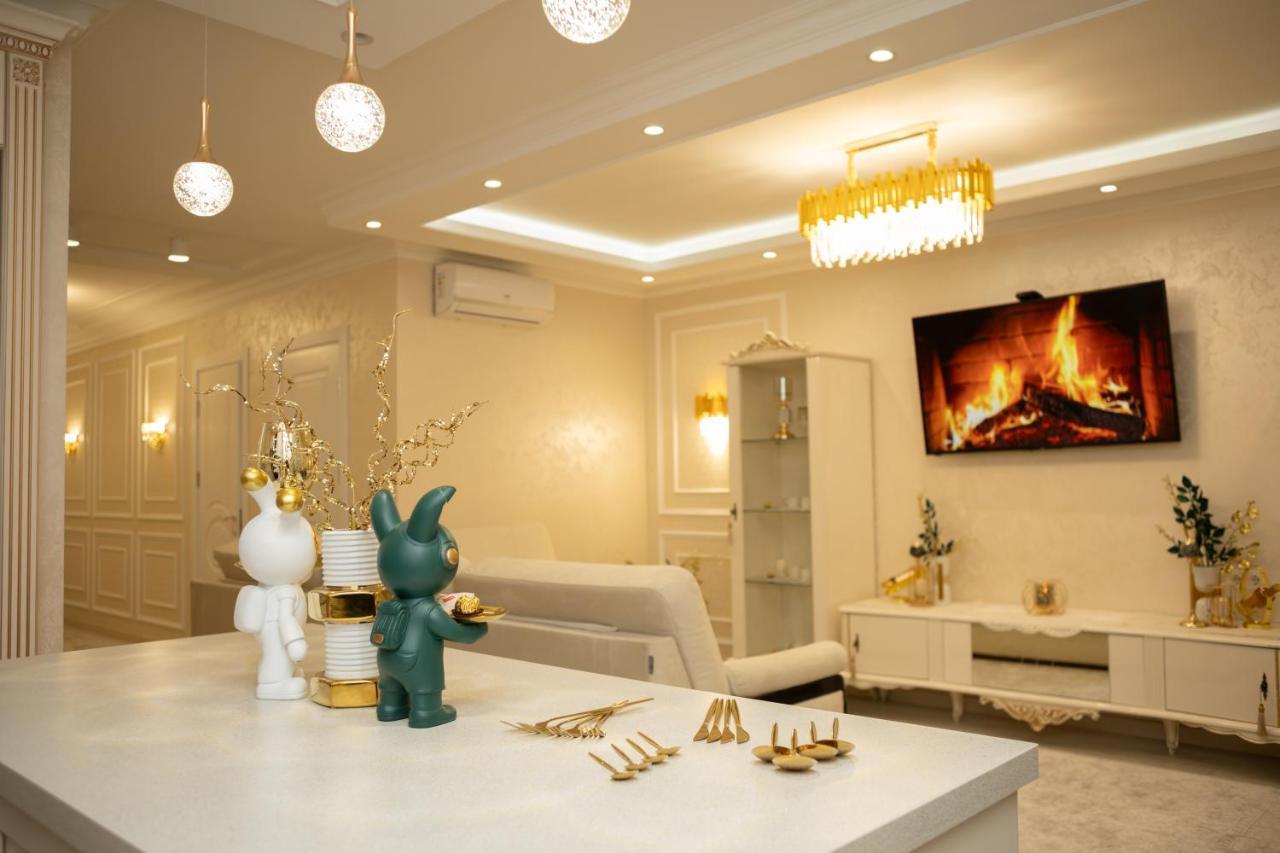 Center Candle Apartment Кишинів Екстер'єр фото