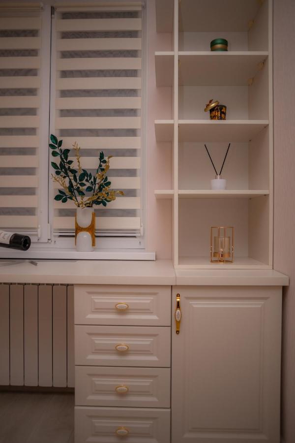 Center Candle Apartment Кишинів Екстер'єр фото