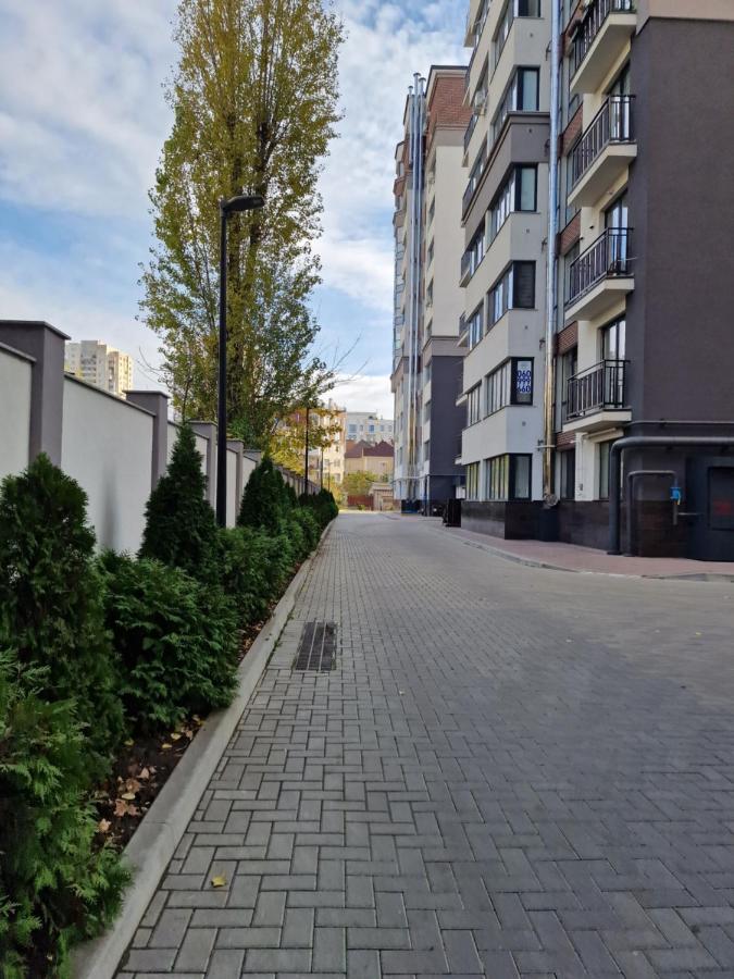 Center Candle Apartment Кишинів Екстер'єр фото